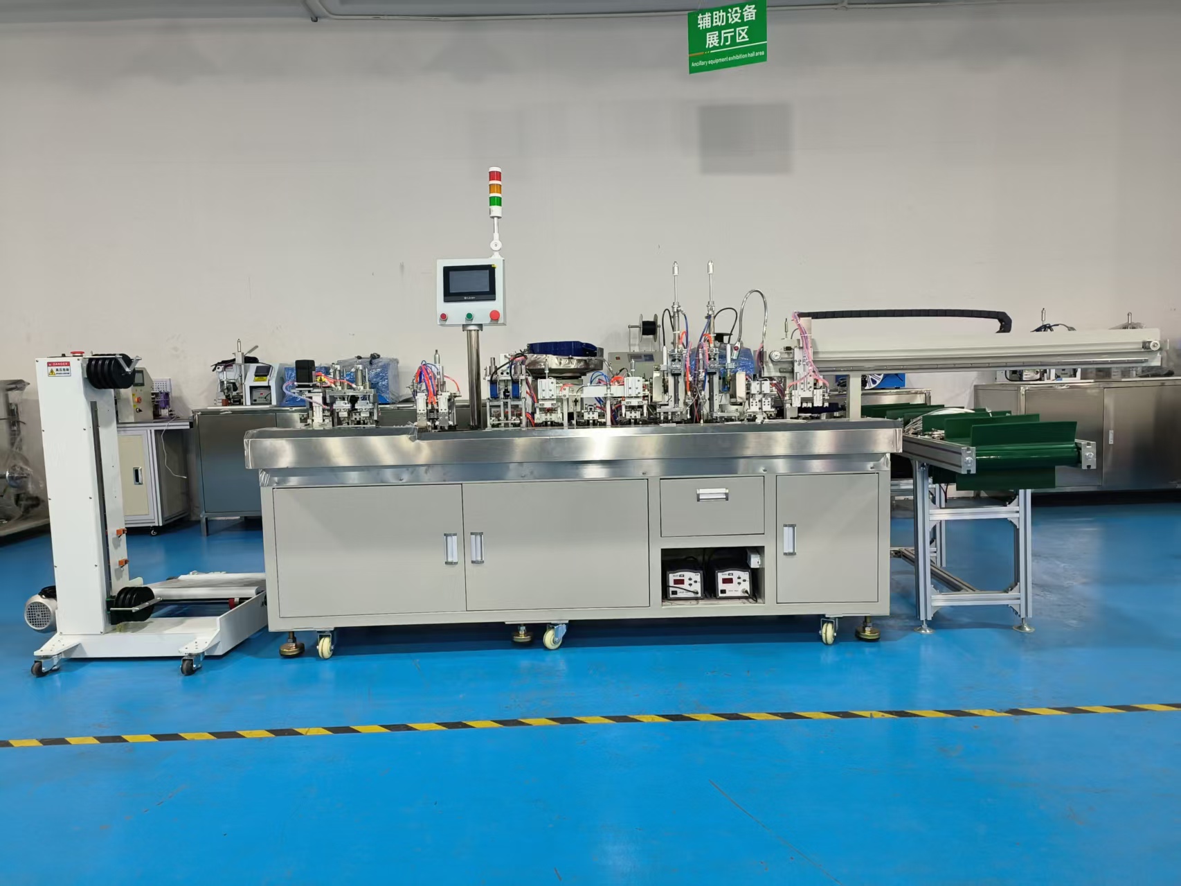 全自动USB头尾焊锡一体机